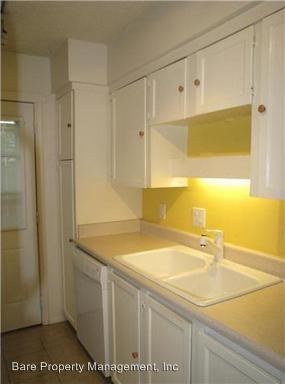Foto del edificio - 818 Cardinal Creek Blvd