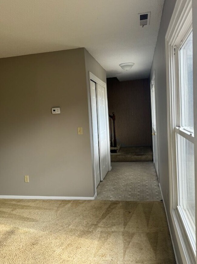 Building Photo - 3225 Pavilion Ct
