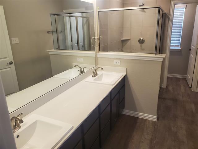 Building Photo - 2928 Bluets Dr