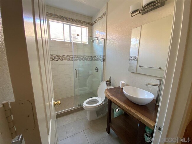 Building Photo - 1863 Almagro Ln