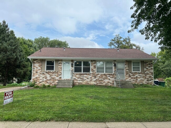 Building Photo - 4003 79th St