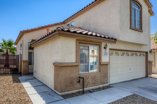 Building Photo - Great 4 bedroom home with NO HOA!