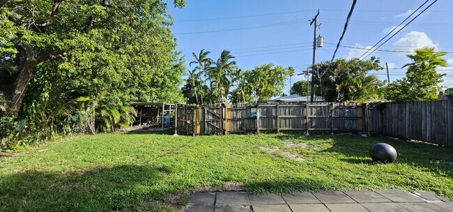 Foto del edificio - 1820 Roosevelt St