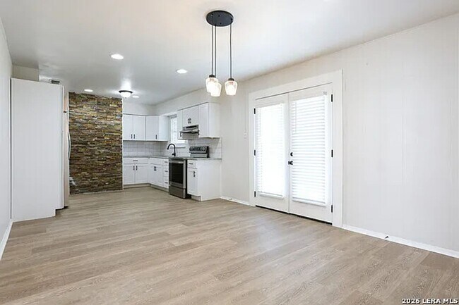 Building Photo - Upgraded 3-Bedroom Home in Southeast San Antonio