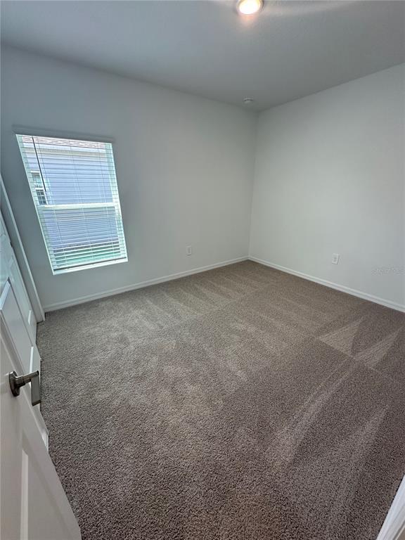 Building Photo - 255 Amber Way