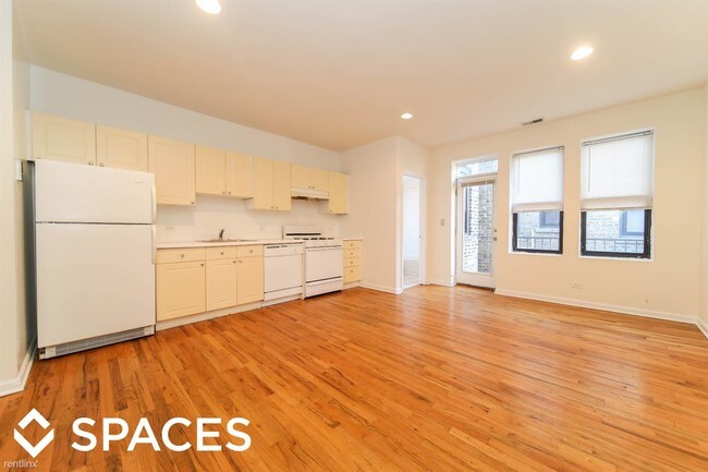 Building Photo - 917 W Dakin St