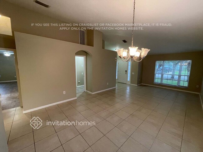 Foto del edificio - 25401 Lexington Oaks Blvd