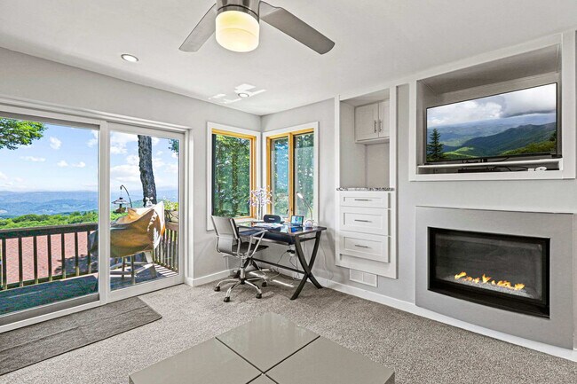 Foto del edificio - 220 Northridge Rd