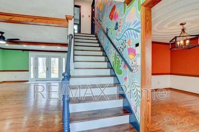 Foto del edificio - 412 Saddle Ct