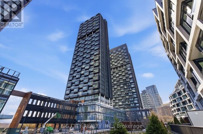 Building Photo - 1 Quarrington Ln