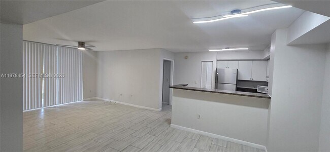 Building Photo - 7808 Sonoma Springs Cir