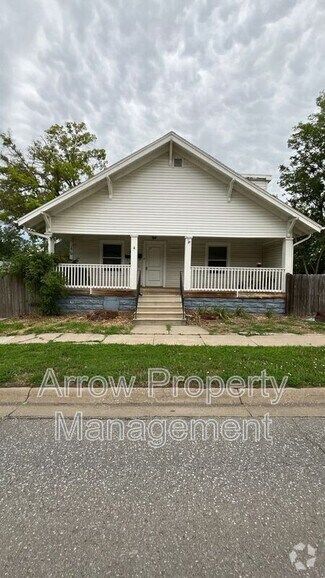 Building Photo - 2829 S 13th St