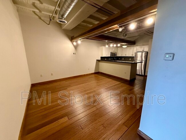 Foto del edificio - 132 S Dakota Ave