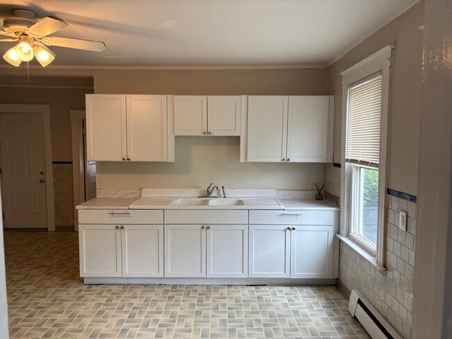 Foto del edificio - 528 Stanley St