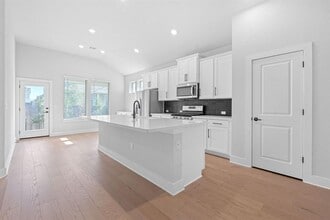 Building Photo - 8504 McKamy Dr
