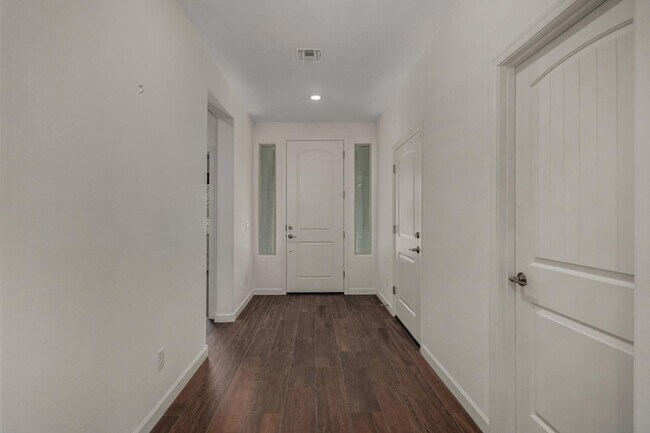 Foto del edificio - 20396 W Brittlewood Ave