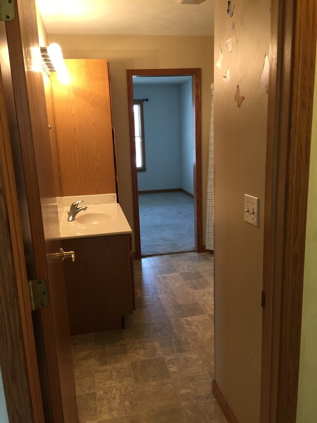 Foto del edificio - 1184 Huron Ct