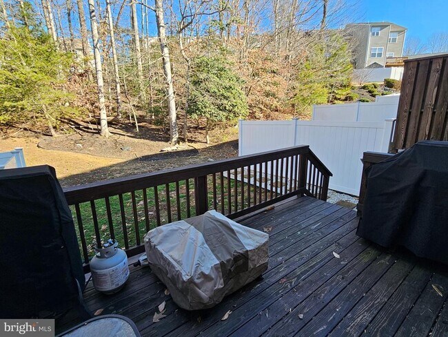 Foto del edificio - 712 Pin Oak Ct