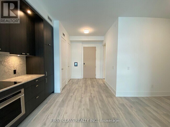 Photo du bâtiment - 480 Front St W