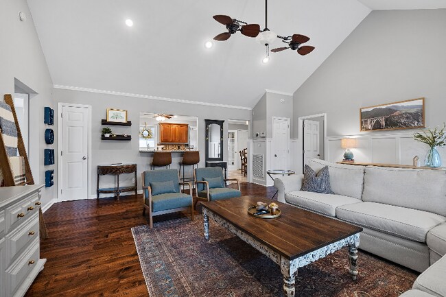 Foto del edificio - 1551 Decatur Dr