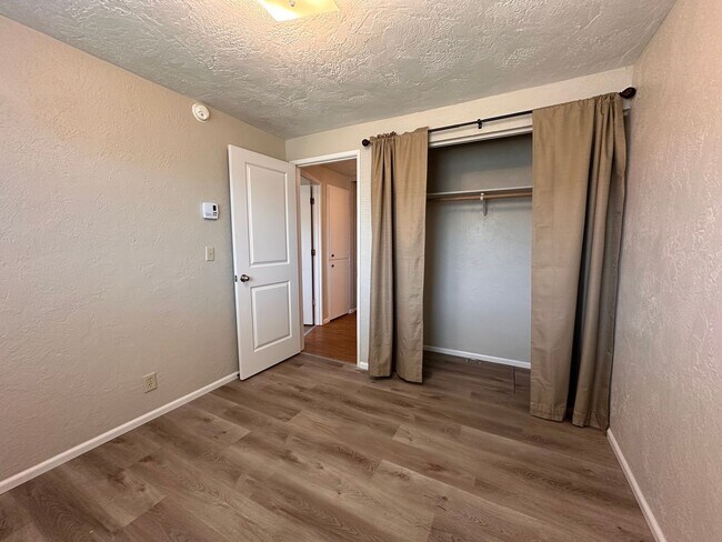 Foto del edificio - 520-522 N 38th Pl