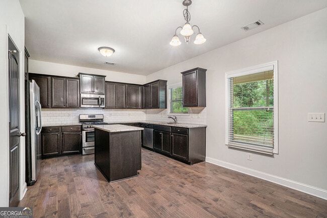 Building Photo - 139 Tara Blvd