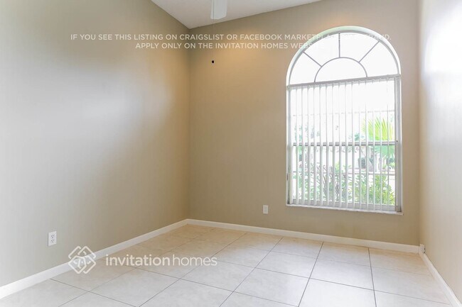 Foto del edificio - 17432 NW 7th St
