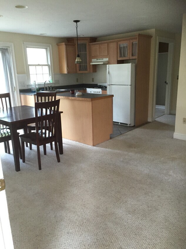 185 Monhegan Rd Unit Main house, East Falmouth, MA 02536 Apartments