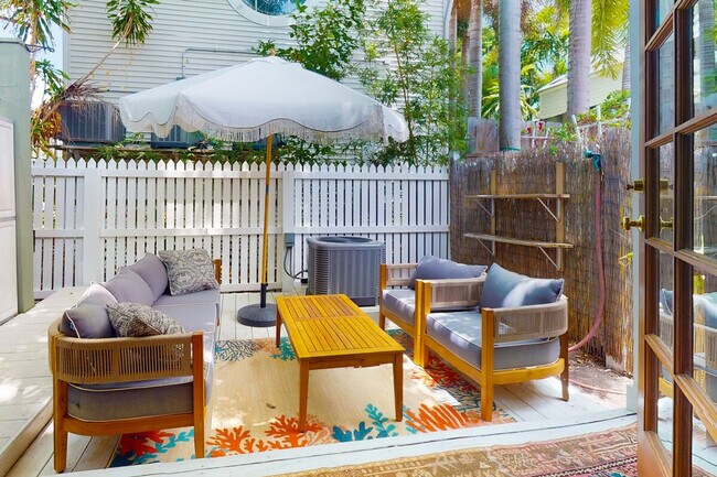 Foto del edificio - 1011 Howe St