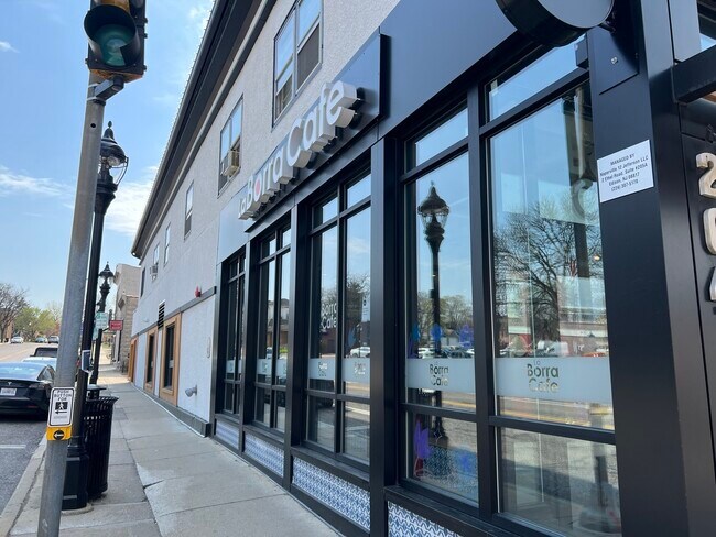 Building Photo - 10 E Jefferson Ave