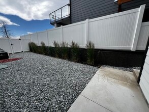 Building Photo - 2507 Pinnacle Rdg Dr