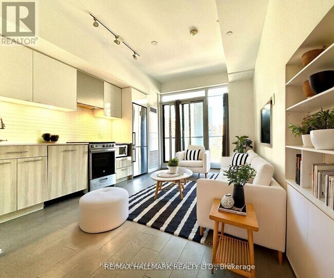 Photo du bâtiment - 251 Jarvis St