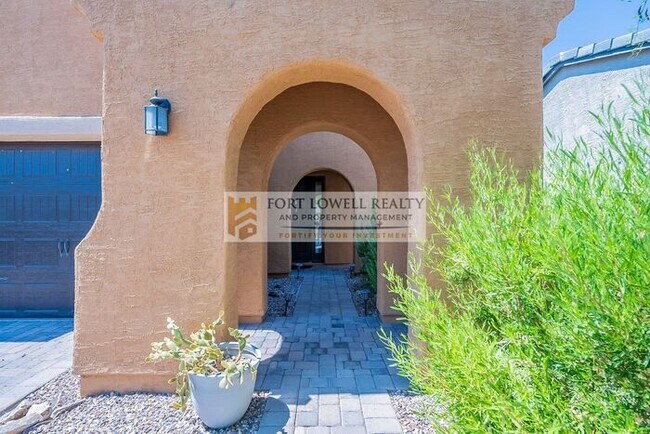 Foto del edificio - COMING SOON! Modern 4 Bedroom Home in Gate...
