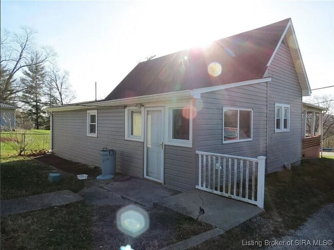 Building Photo - Old World Charm with New World Updates