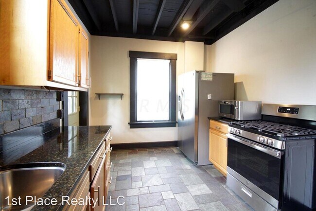Foto del edificio - 2257 Summit St