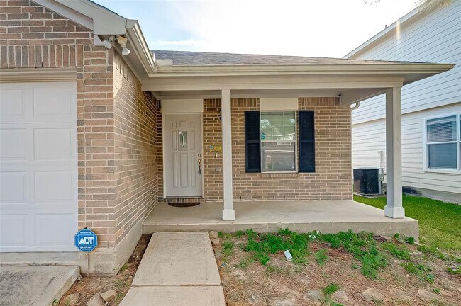 Building Photo - 19231 Cactus Thorn Dr