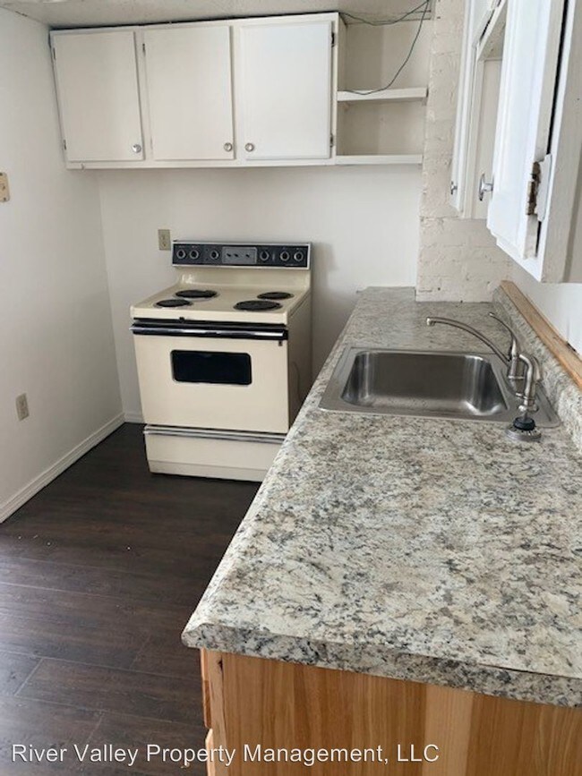 4 Mill Rd, Springfield, VT 05150 Room for Rent in Springfield, VT