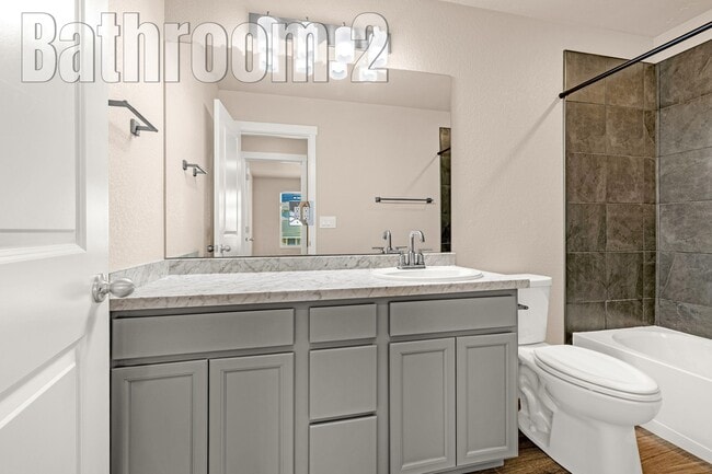 Building Photo - 5168 Roundhouse Dr