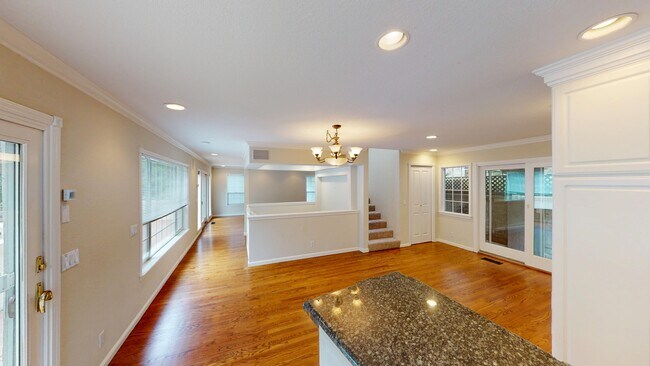 Foto del edificio - 3040 San Juan Blvd
