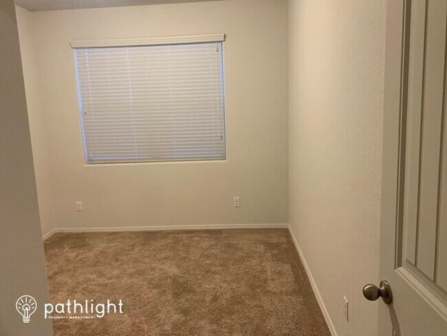 Foto del edificio - 59 Hermanos Loop, Los Lunas, NM, 87031