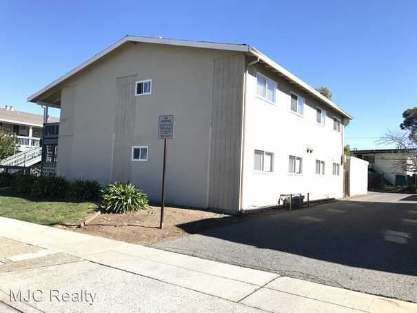 Building Photo - 936 Sharmon Palms Ln