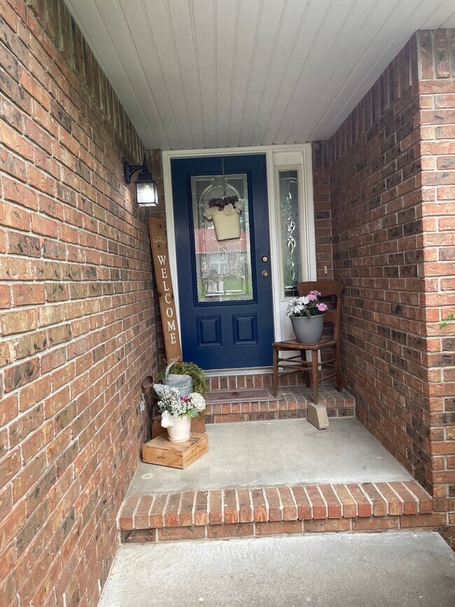 Foto del edificio - PRE-LEASING - Fully Furnished 6mo Short Term Rental in Ozark