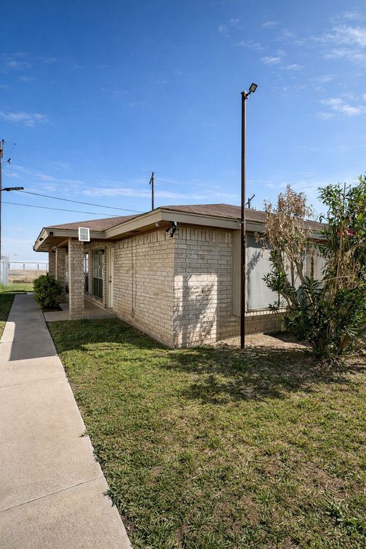 Foto del edificio - 312 Gastel Cir