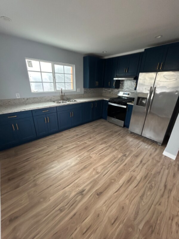 Foto del edificio - 5366 Pine Ave