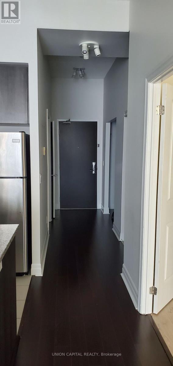 Photo du bâtiment - 8130 Birchmount Rd