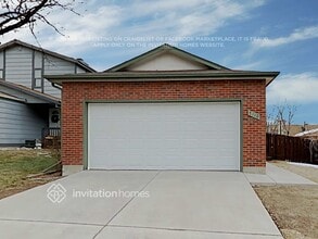 Building Photo - 7110 Fenton Cir