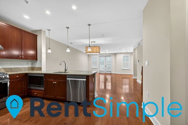 Photo - 1418 N Rhodes St Apartment