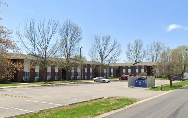 Foto del edificio - 402 Meadow Dr