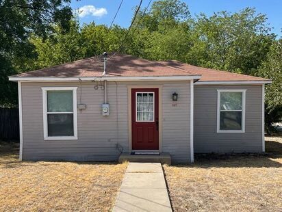 Primary Photo - 2 Bedroom, 1 Bathroom on a Corner Lot