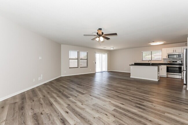 Foto del edificio - 11462 E Quarry Ave